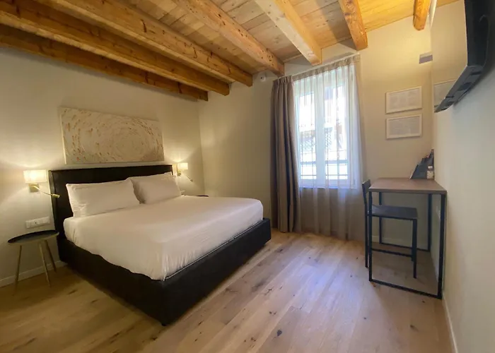 Malvezzi24 Boutique Rooms