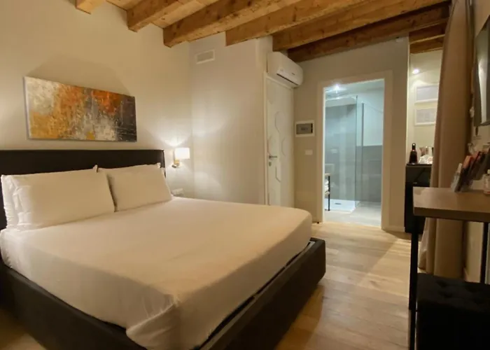 Malvezzi24 Boutique Rooms